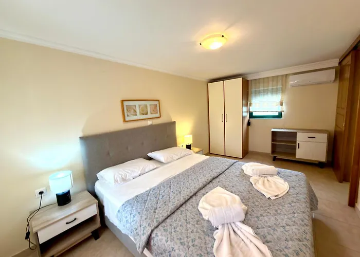 Theretra Kiotari * Gennadi